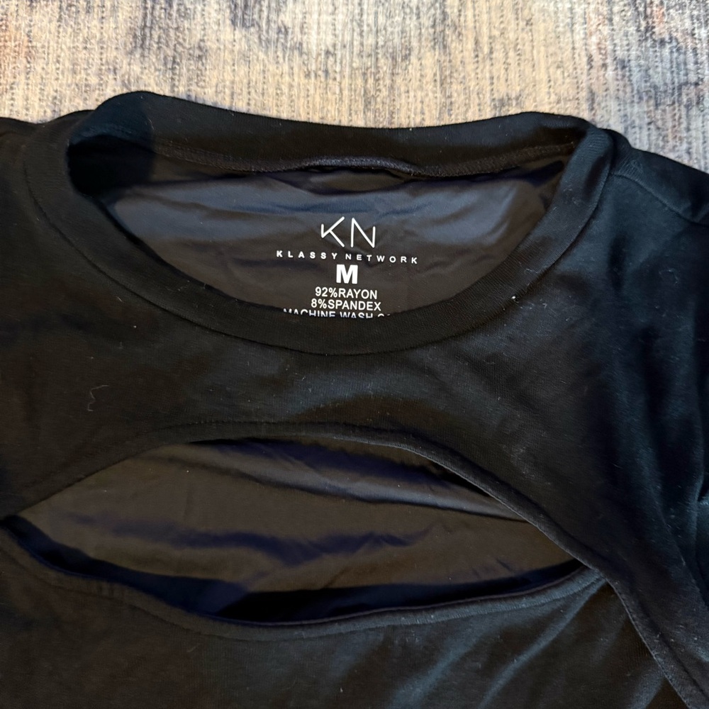 Klassy Network Black Long Sleeve Top - Picture 2 of 2
